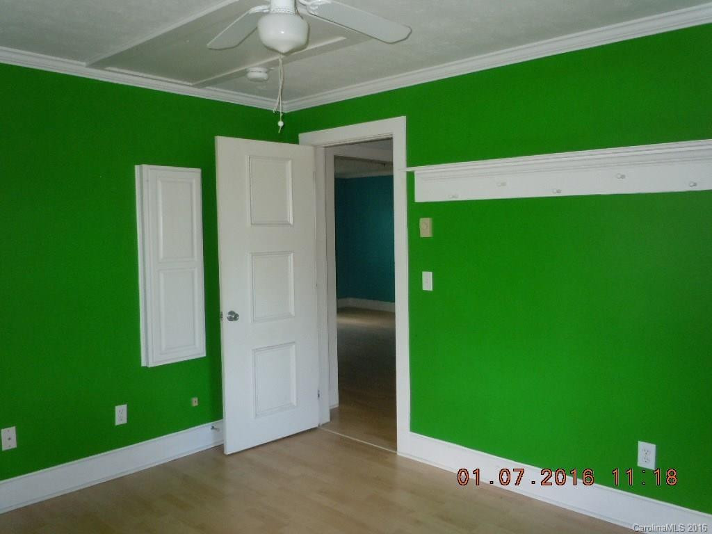 1119 Sulphur Springs Road - Photo 10