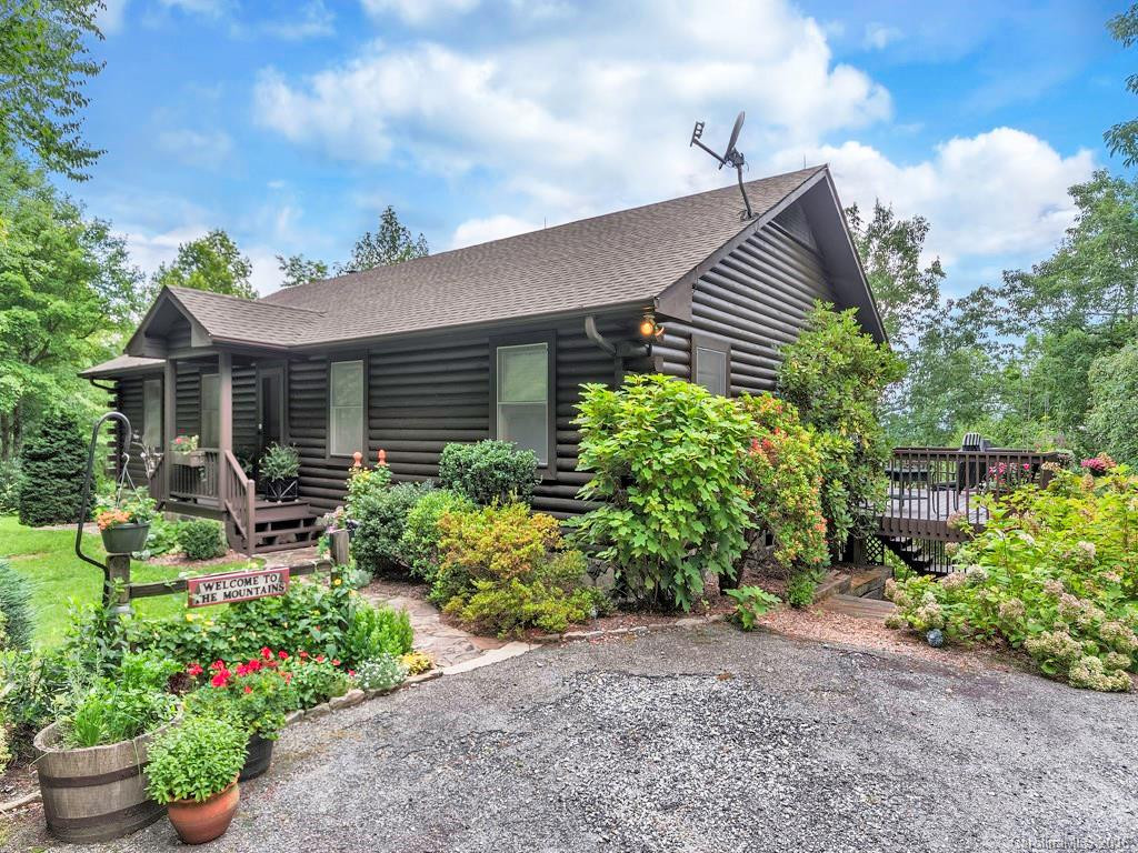 378 Heatherly Heights