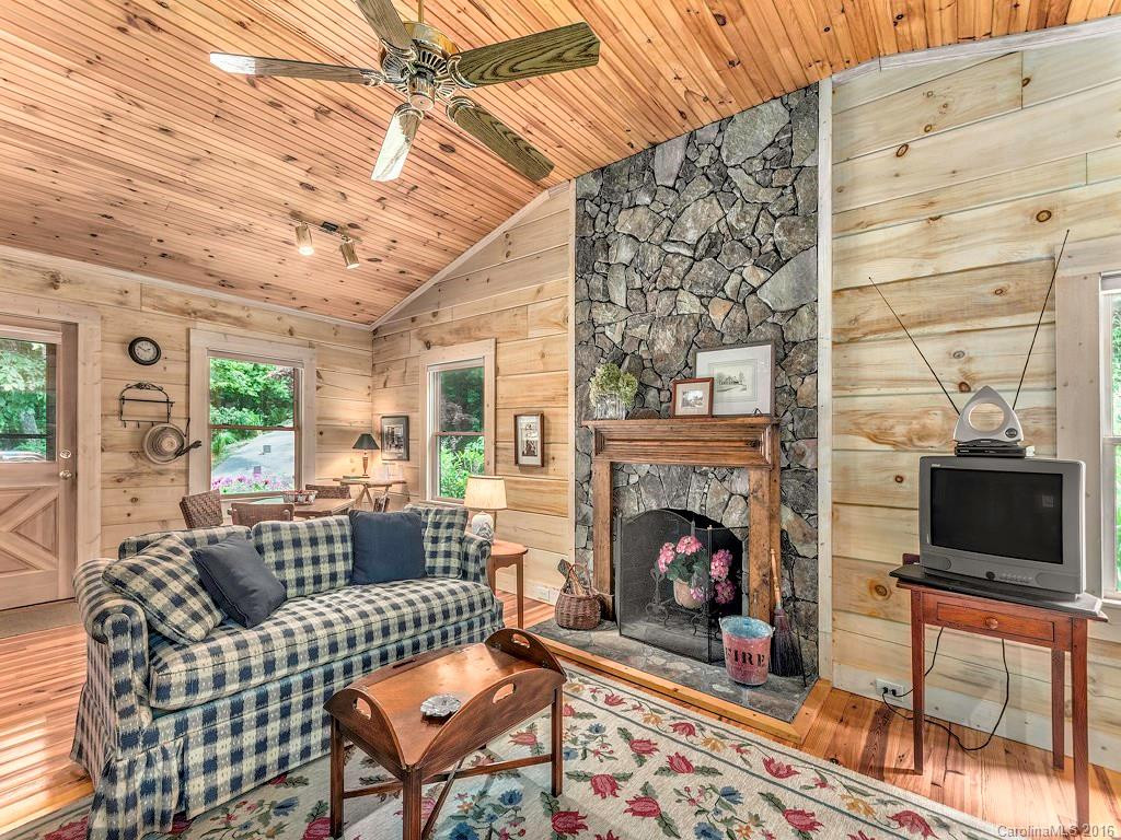 378 Heatherly Heights - Photo 19