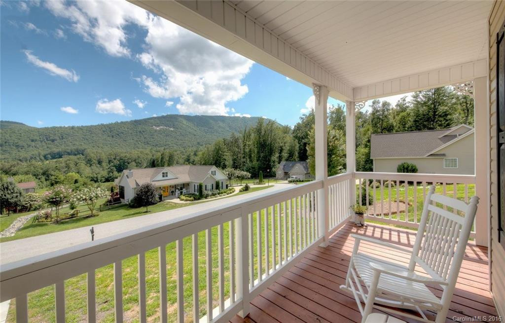 218 Crab Meadow Drive #13 - Photo 2
