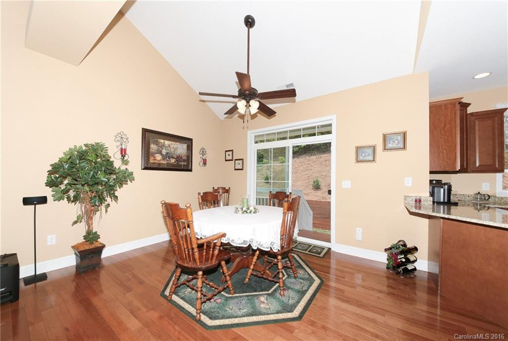 218 Crab Meadow Drive #13 - Photo 9