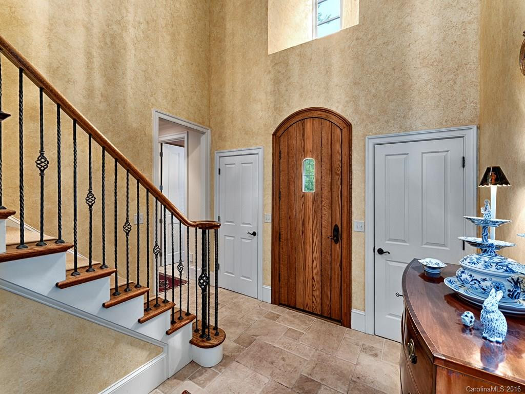 39 Cedar Hill Drive #10 - Photo 2