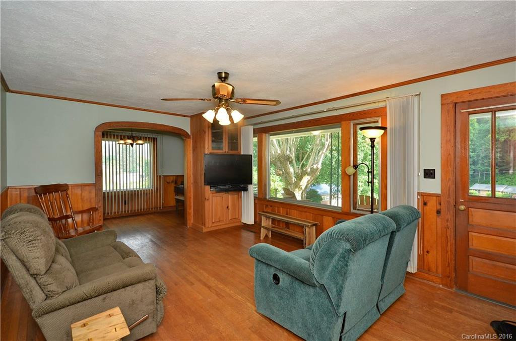 22 Curtis Drive - Photo 2