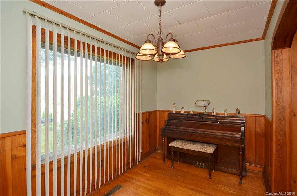 22 Curtis Drive - Photo 6