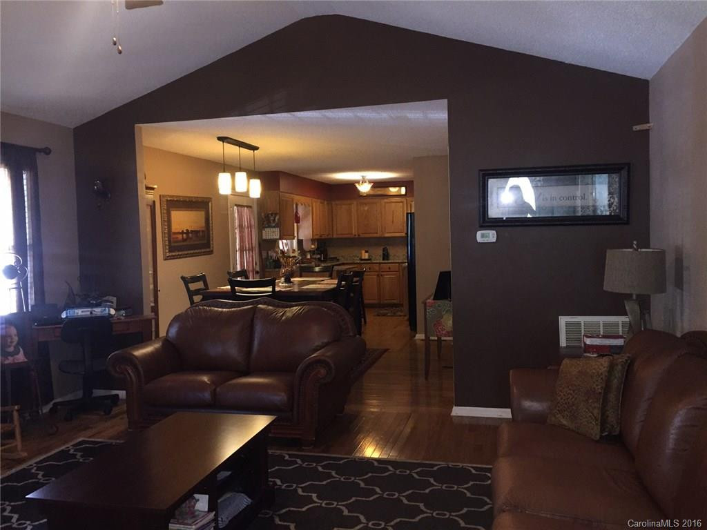 145 Ashlyn Lane #6 - Photo 5