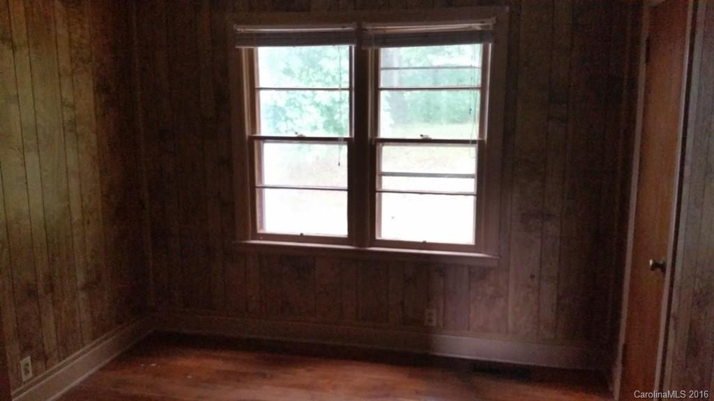 321 Richmond Avenue - Photo 3