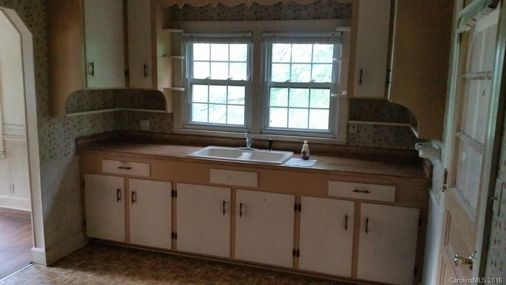 321 Richmond Avenue - Photo 6