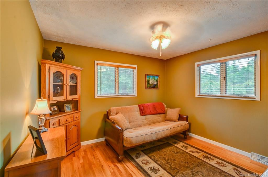 19 Vista Drive - Photo 15