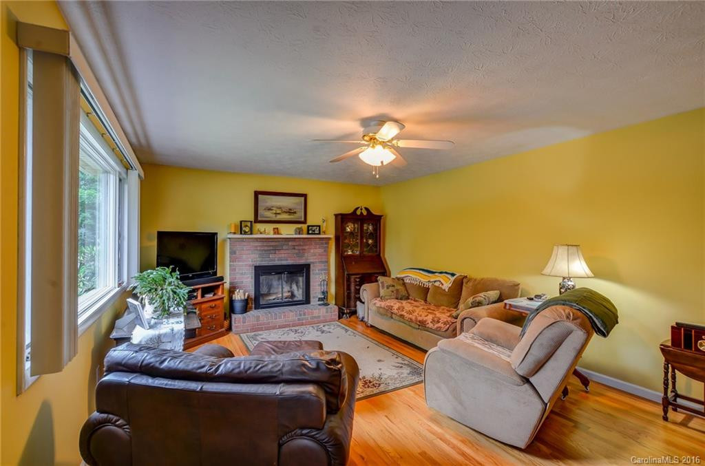 19 Vista Drive - Photo 5