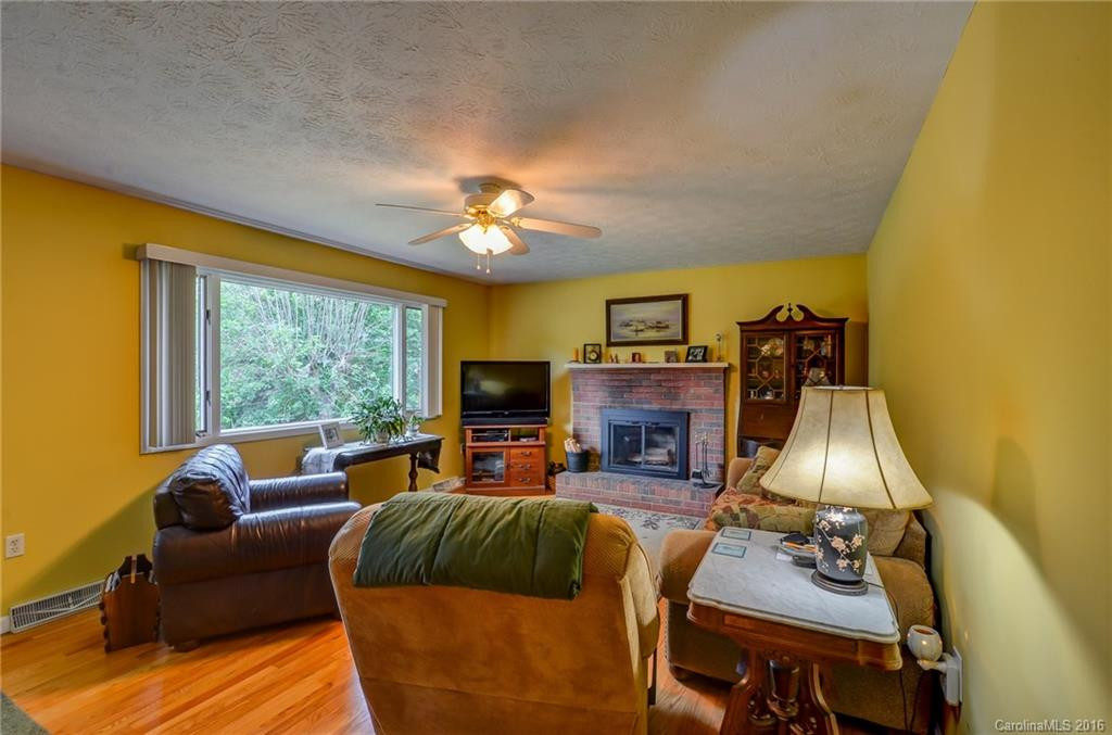 19 Vista Drive - Photo 6