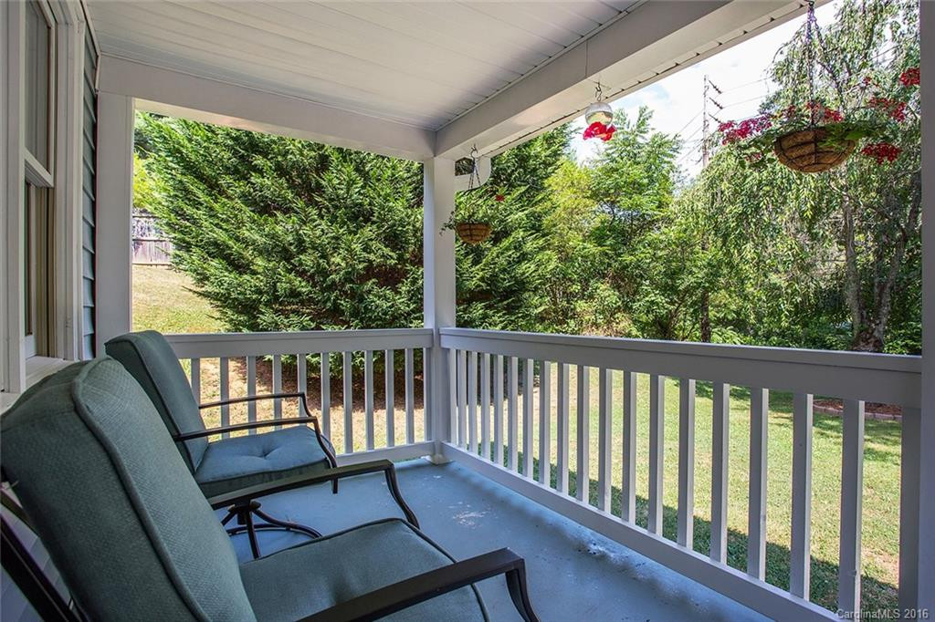 19 Eastview Circle - Photo 4