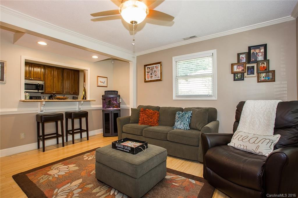 19 Eastview Circle - Photo 7