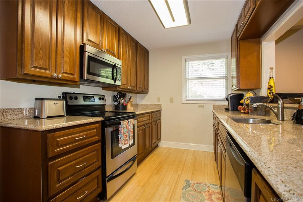 19 Eastview Circle - Photo 9