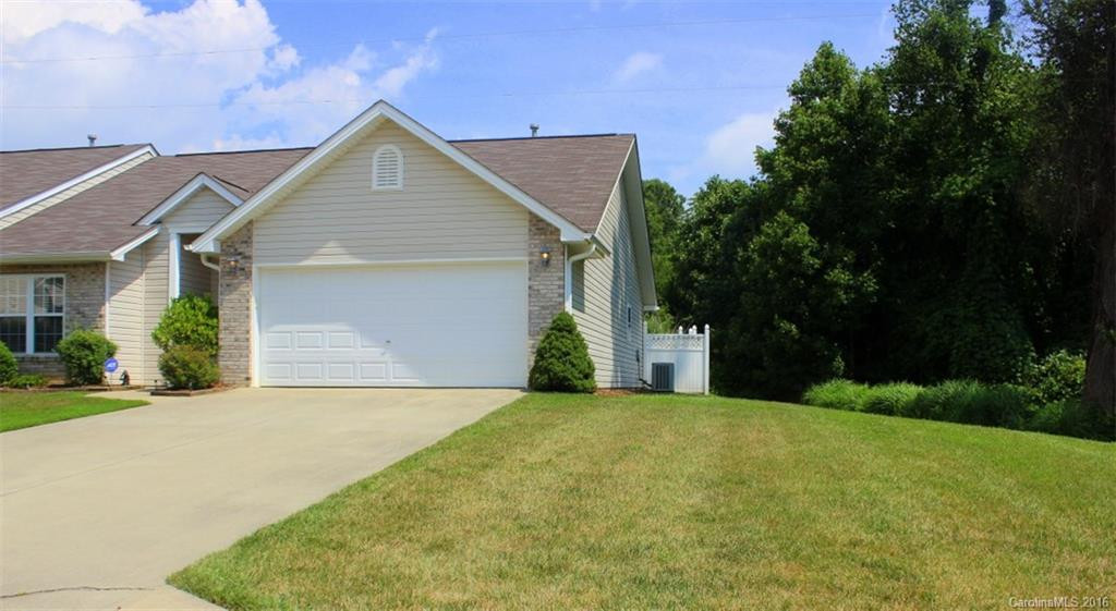 155 Lanceford Circle #155 - Photo 2