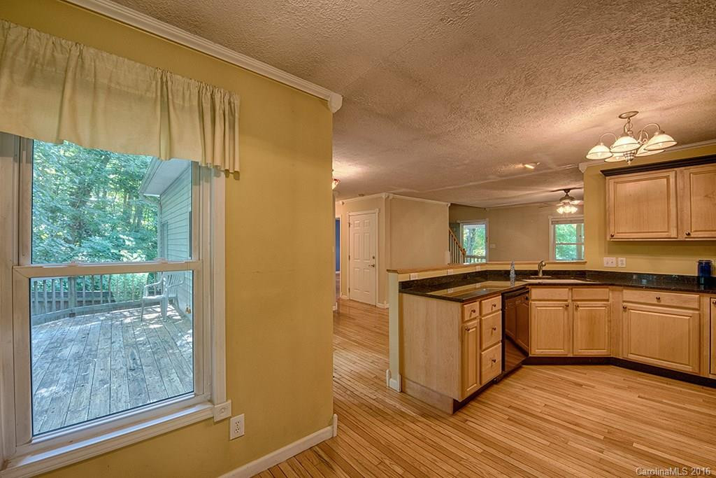 975 Apple Creek Road - Photo 11