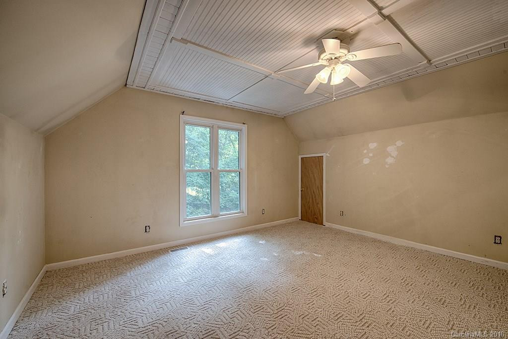 975 Apple Creek Road - Photo 18