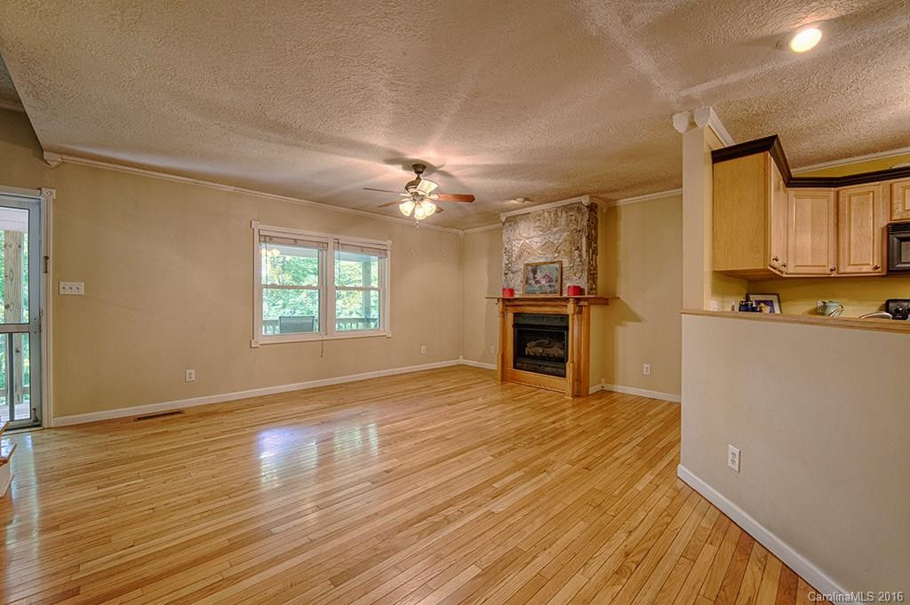 975 Apple Creek Road - Photo 8