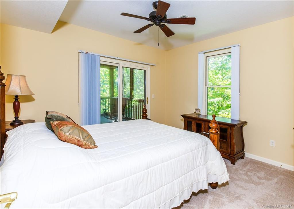 136 Galuyasdi Court - Photo 18