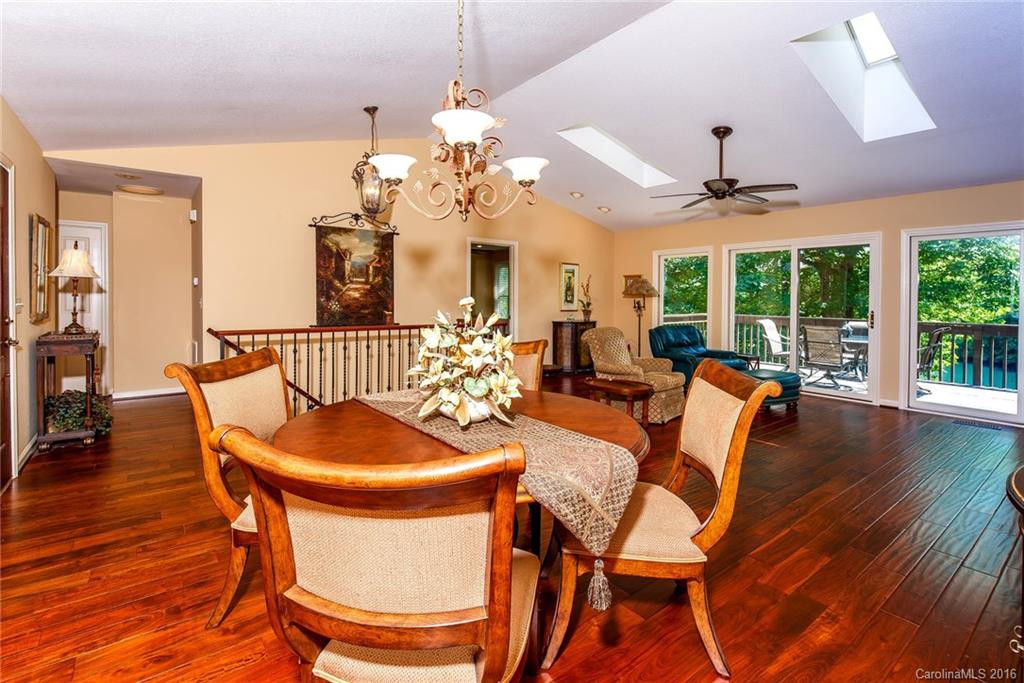 136 Galuyasdi Court - Photo 3