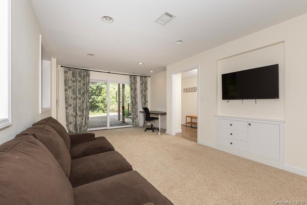 6 Shadowbrook Drive - Photo 17