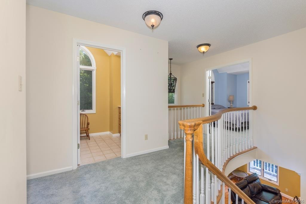 6 Shadowbrook Drive - Photo 10