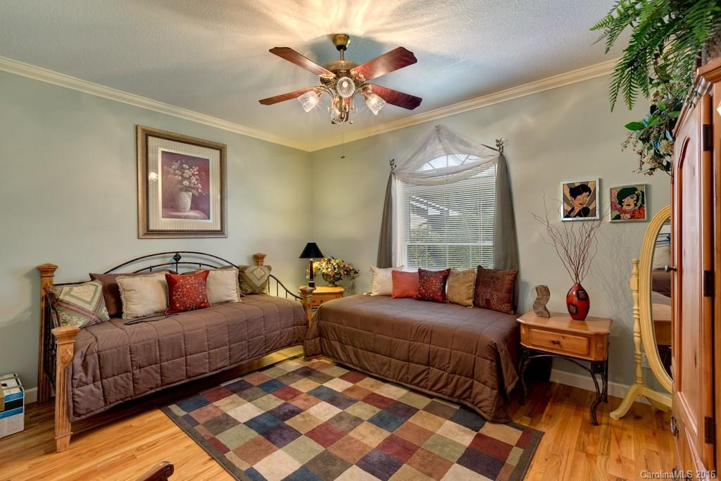 15 Holly Hill Court - Photo 13