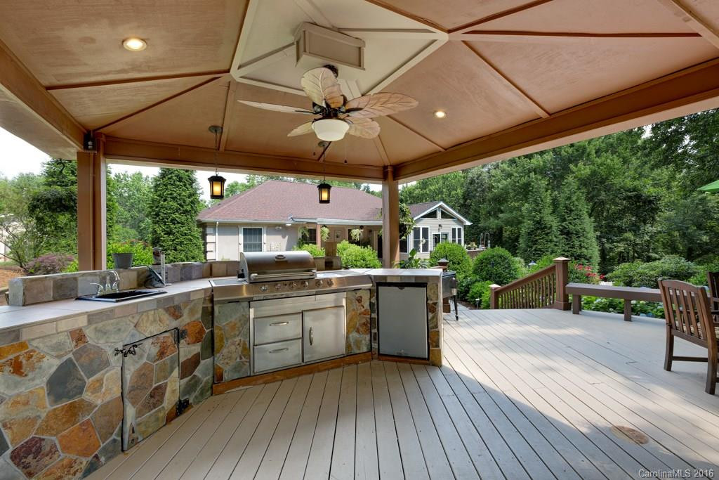 15 Holly Hill Court - Photo 17
