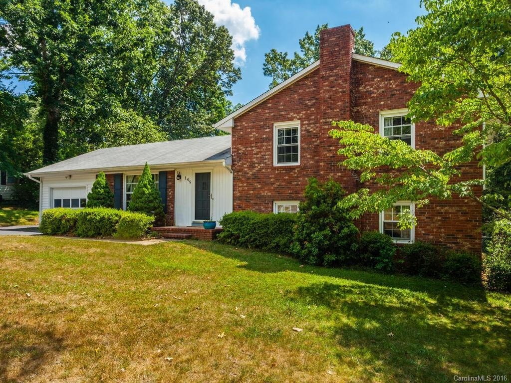 149 Castlerock Drive