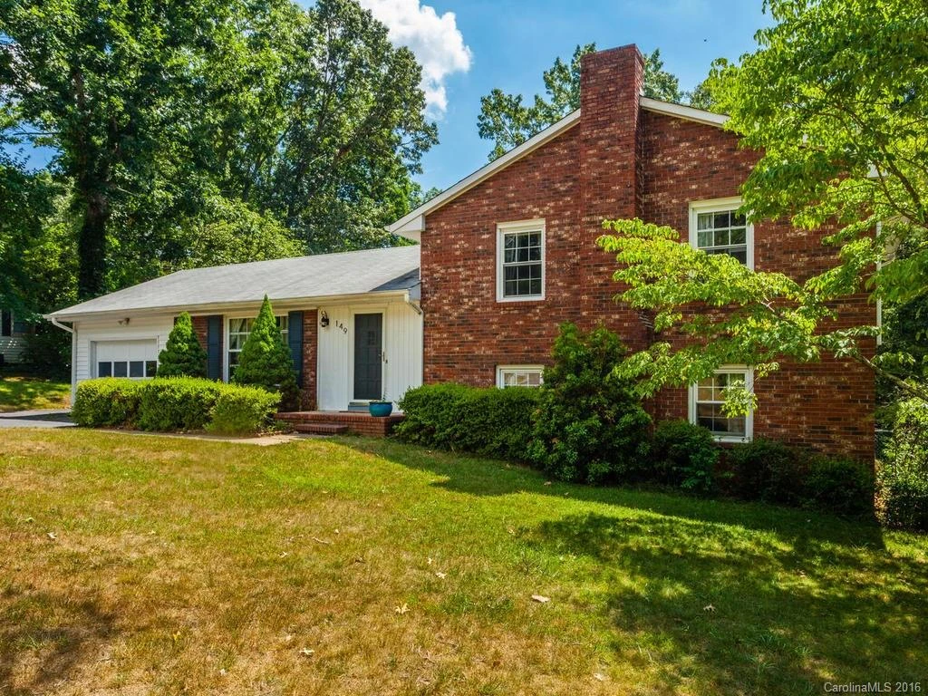 149 Castlerock Drive
