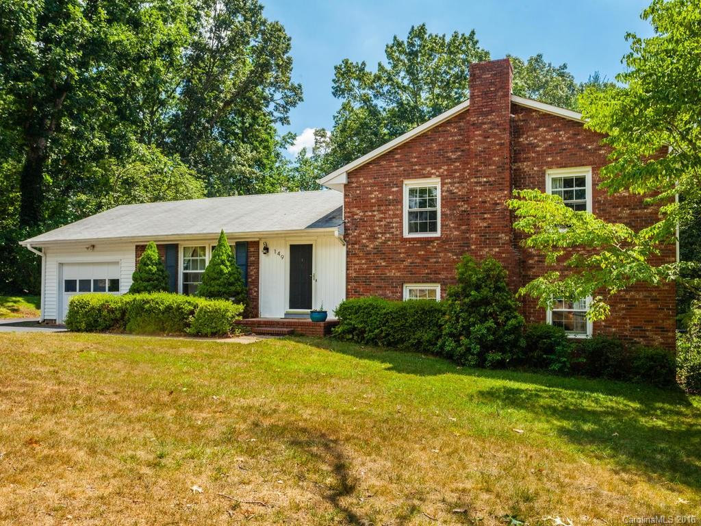 149 Castlerock Drive - Photo 2