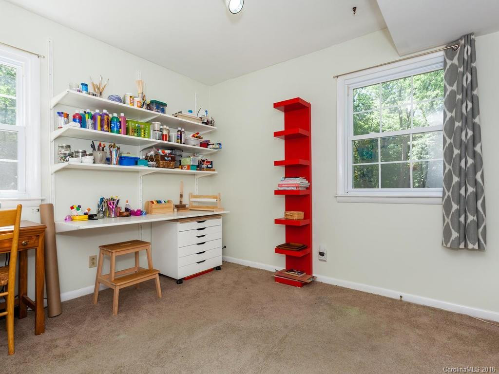 149 Castlerock Drive - Photo 16