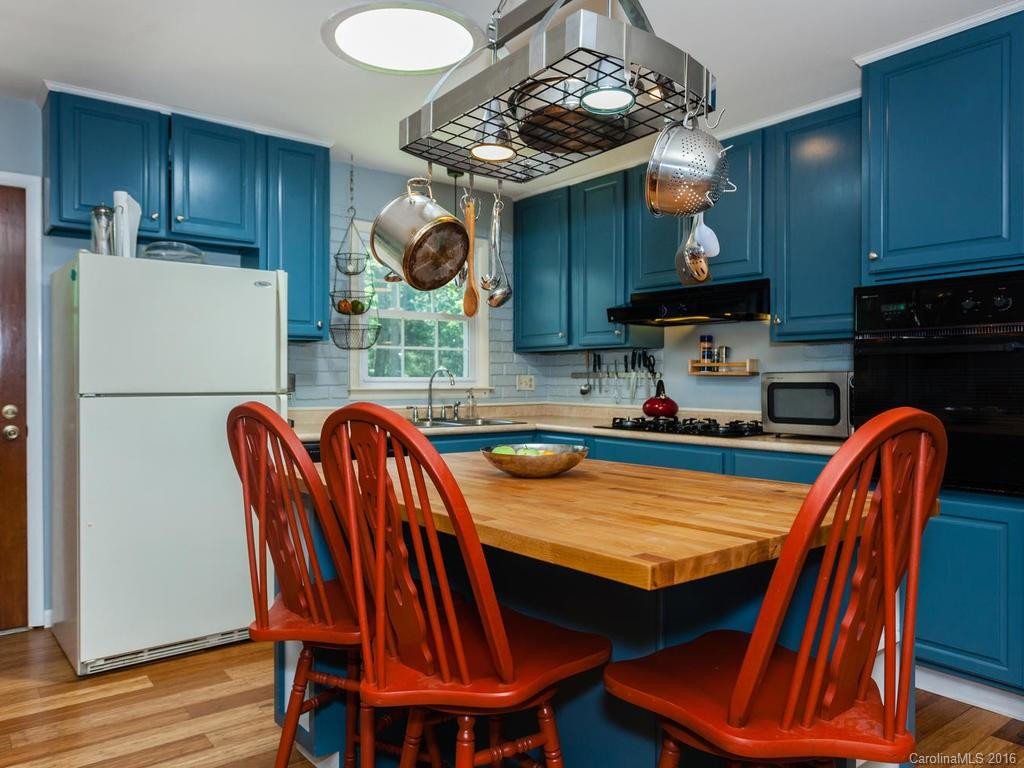 149 Castlerock Drive - Photo 9