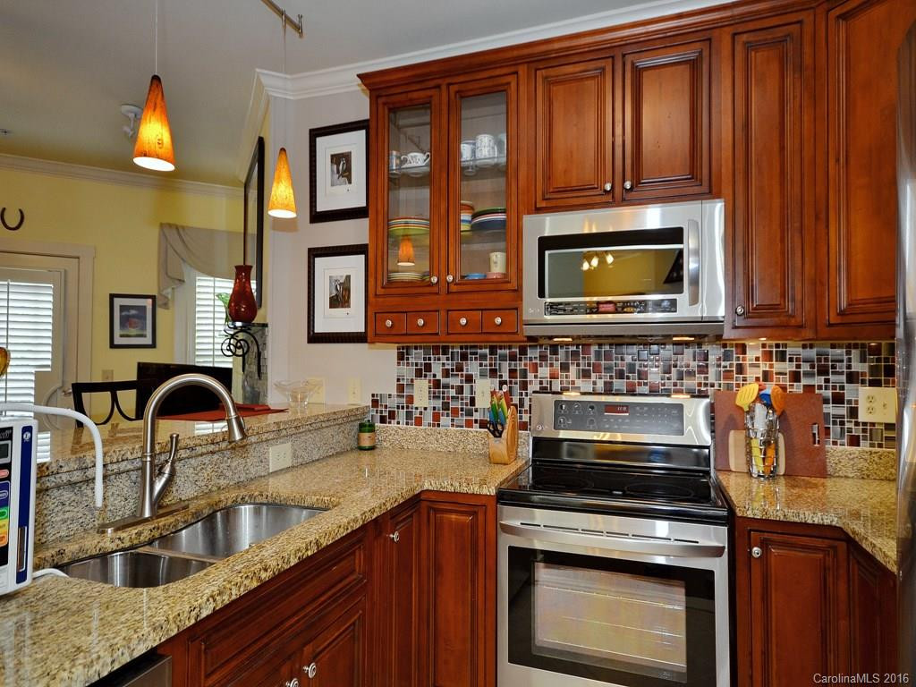 9 Kenilworth Knoll #225 - Photo 5