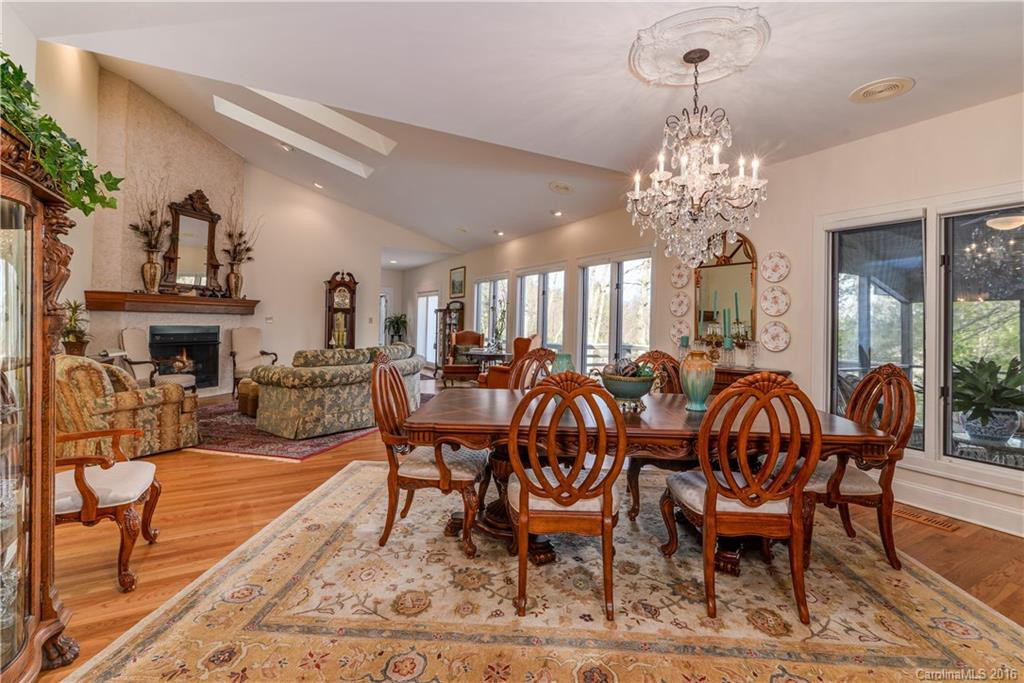 101 Maple Hill Drive - Photo 4