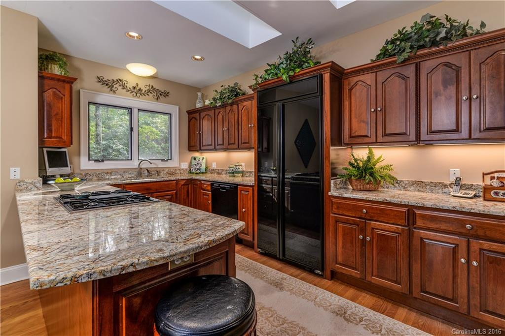 101 Maple Hill Drive - Photo 7