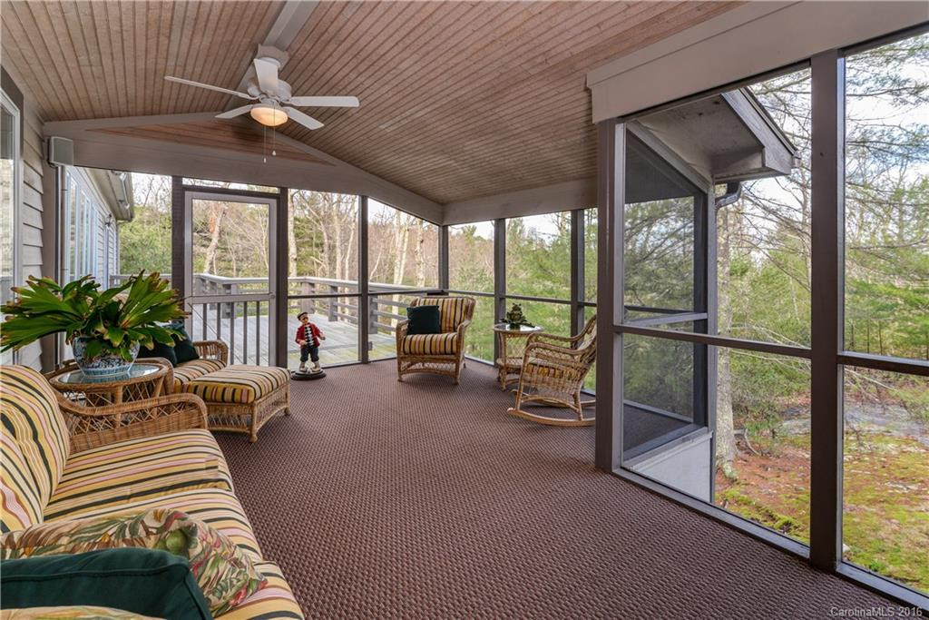 101 Maple Hill Drive - Photo 9
