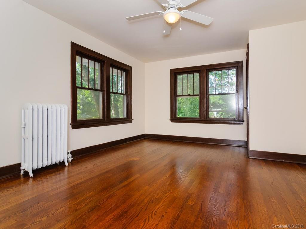 216 Hanover Street - Photo 18