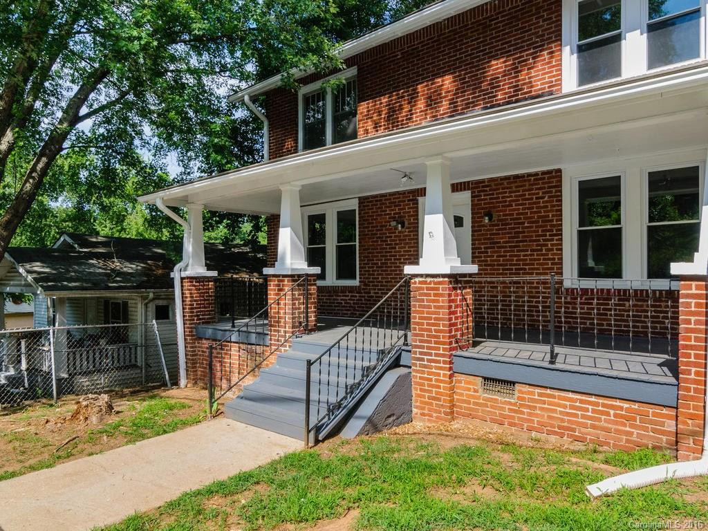 216 Hanover Street - Photo 3