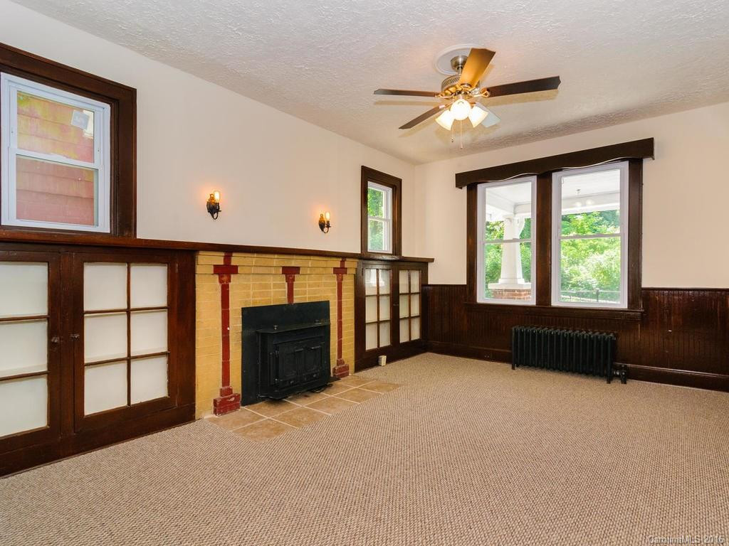 216 Hanover Street - Photo 8
