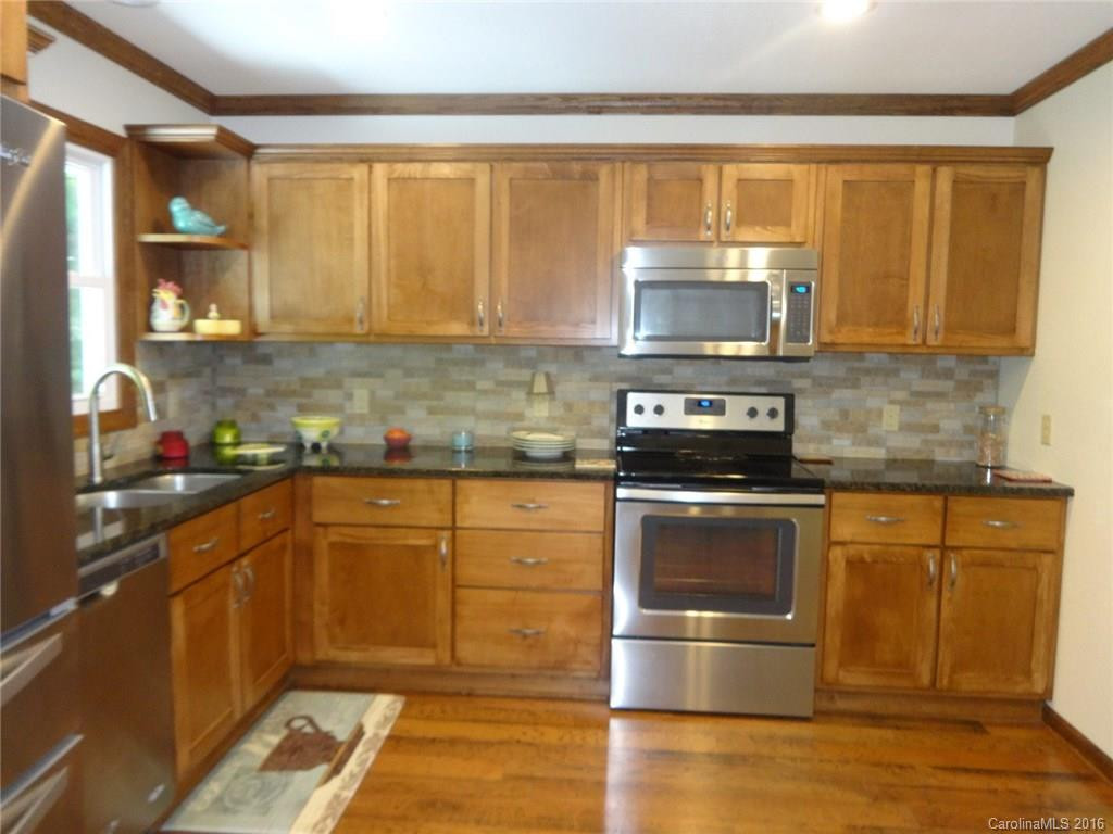 158 Dover Lane - Photo 3