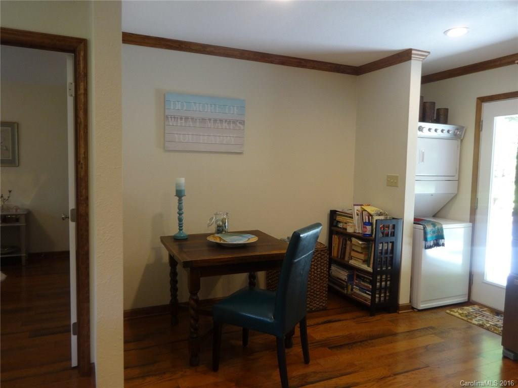 158 Dover Lane - Photo 5