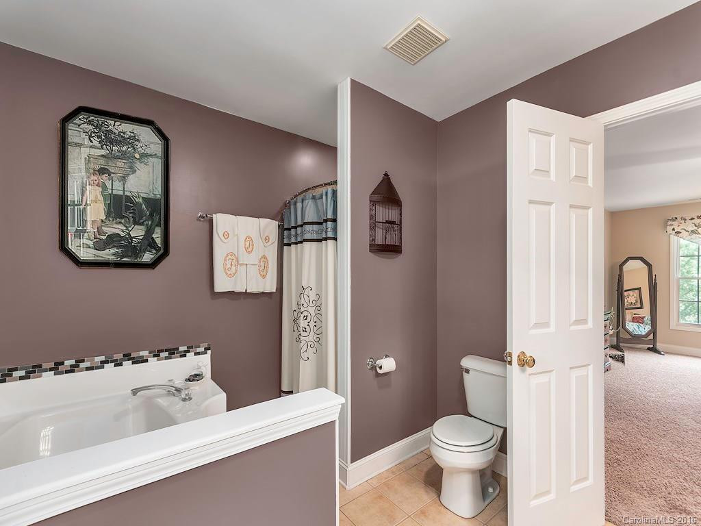 250 Walnut Cove Road - Photo 17