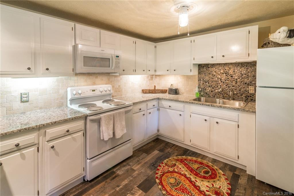 103 Mecklenburg Circle - Photo 17