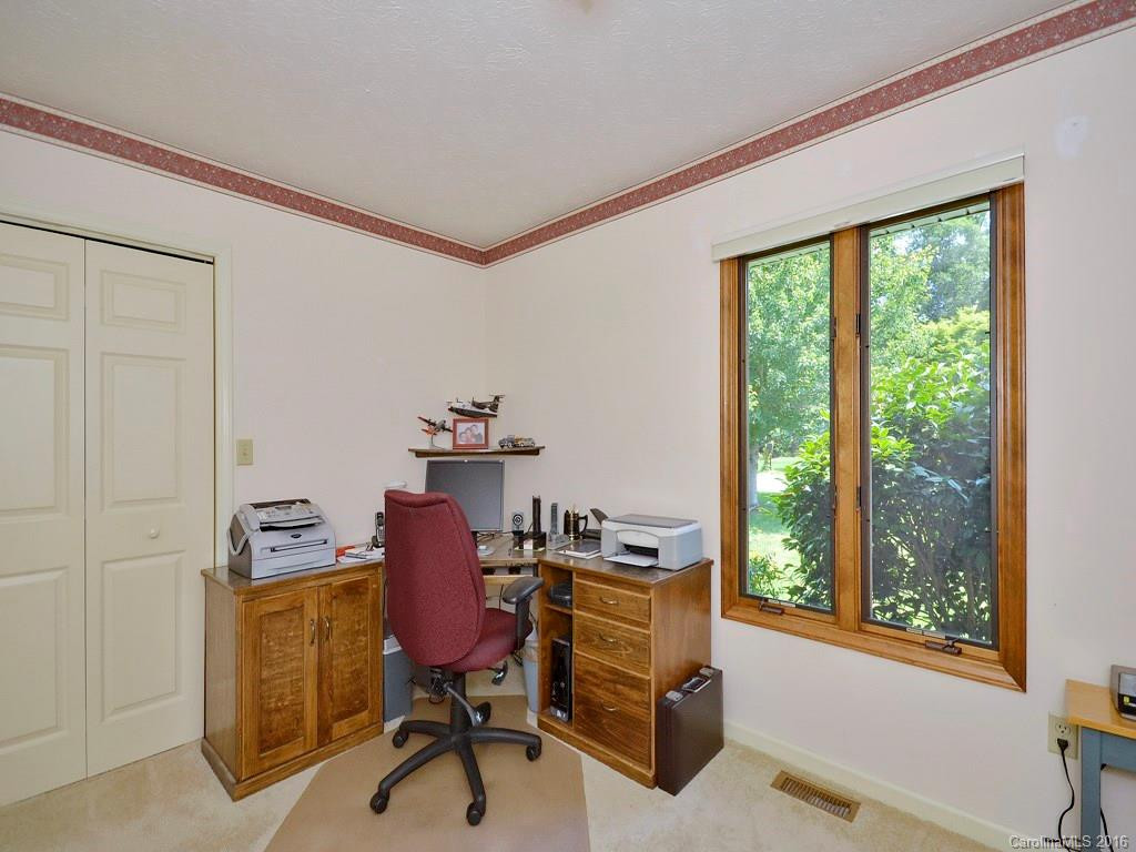 188 Mountain Valley Drive - Photo 13