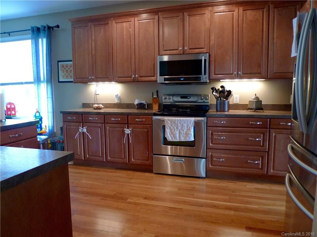 105 Henrys Glen Drive - Photo 4