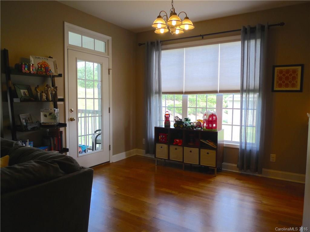 105 Henrys Glen Drive - Photo 5