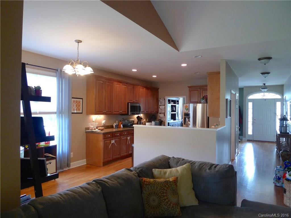 105 Henrys Glen Drive - Photo 6