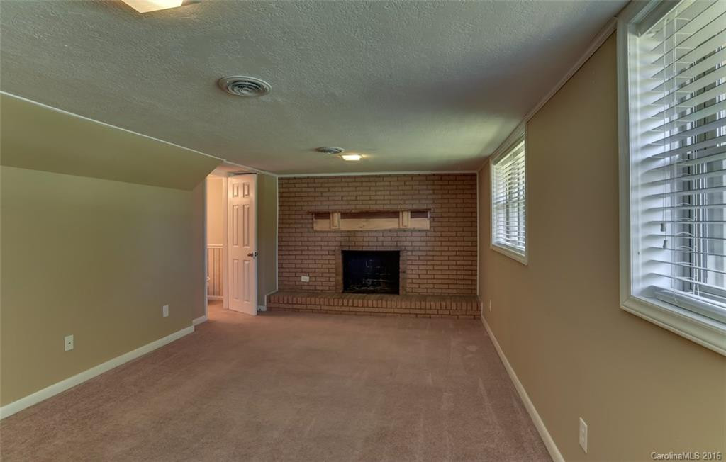 200 Weatherstone Drive - Photo 18