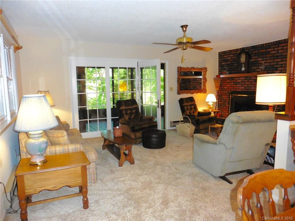 312 Azalea Drive - Photo 4