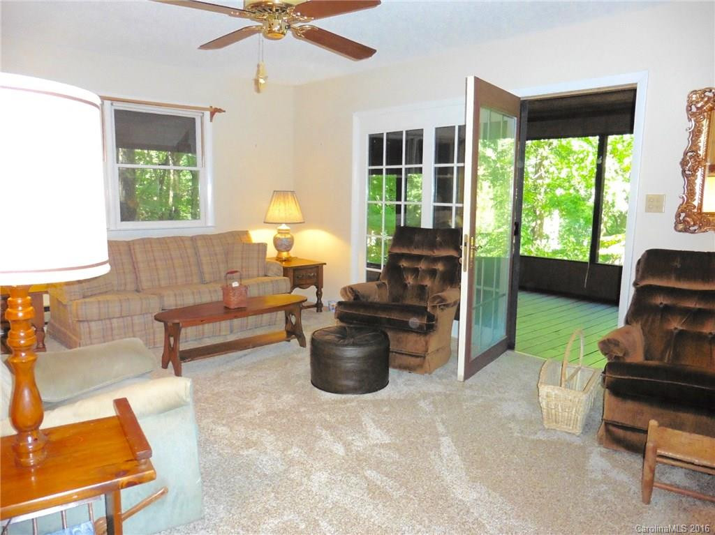 312 Azalea Drive - Photo 5
